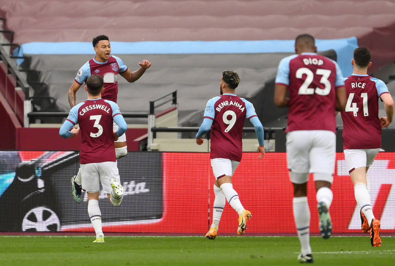 准确的扣球 准确的扣球